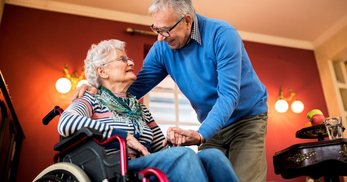 Why Assisted Living for Couples Can Help with Different Care Needs